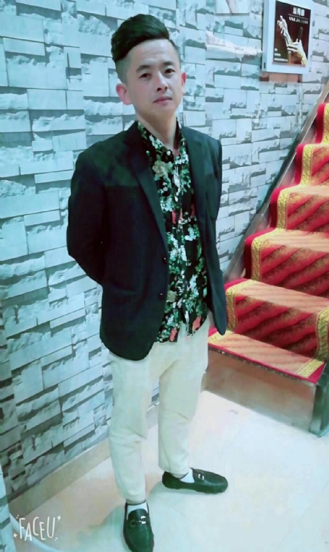男人三十而立的第一张照片--平潭相亲服务中心