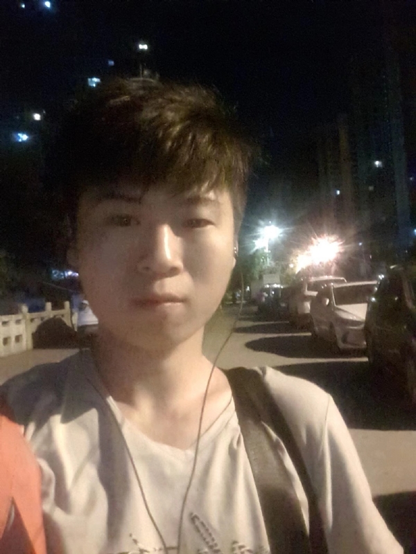流星的瞬间的第一张照片--平潭相亲服务中心