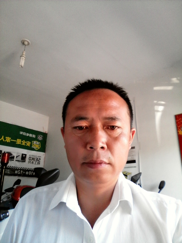 左手的第一张照片--平潭相亲服务中心