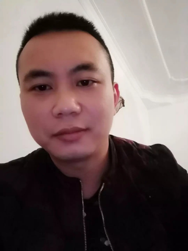 喜闻香气的第一张照片--平潭相亲服务中心