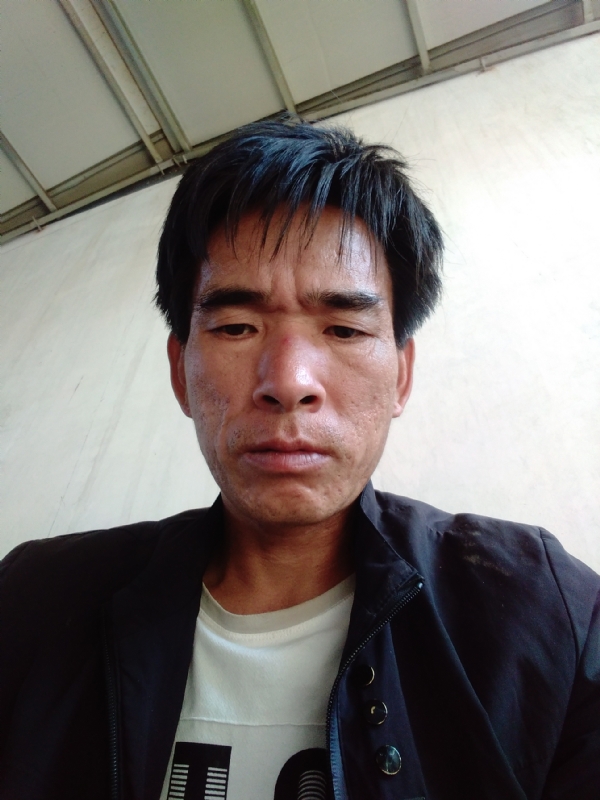 项斌的第一张照片--平潭相亲服务中心