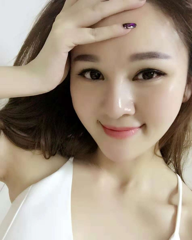 欣颖的第一张照片--平潭相亲服务中心