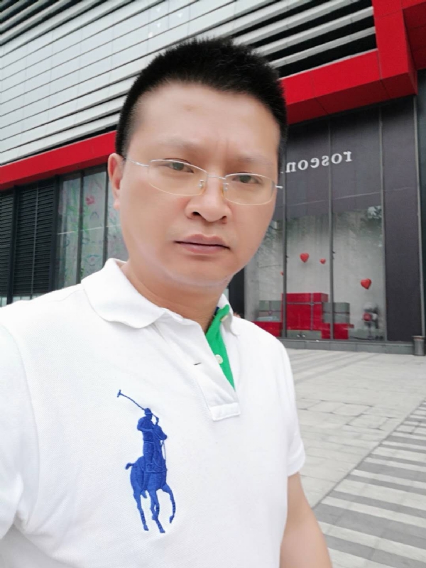 硬汉的第一张照片--平潭相亲服务中心