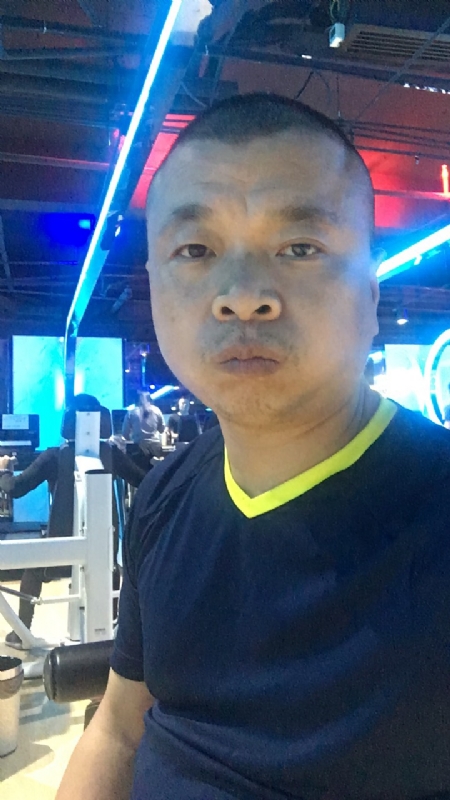 奋斗的第一张照片--平潭相亲服务中心