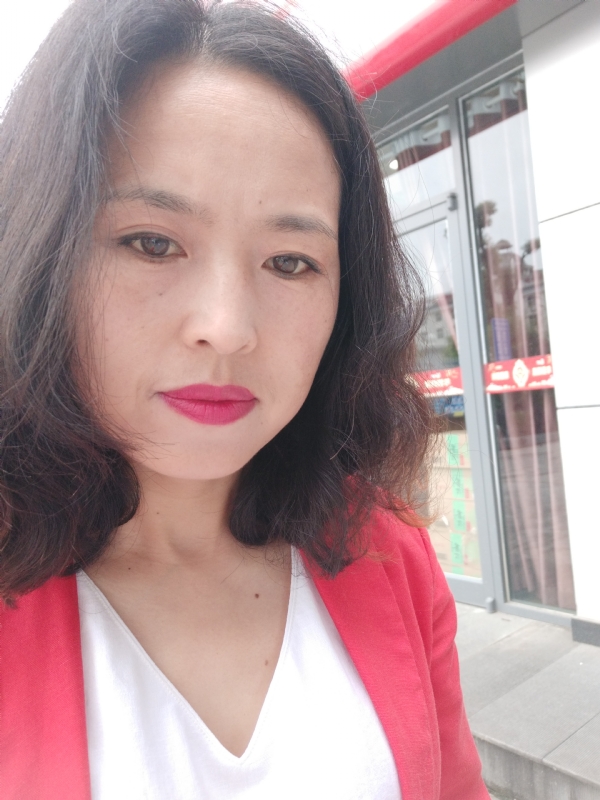 枫叶飘零的第一张照片--平潭相亲服务中心