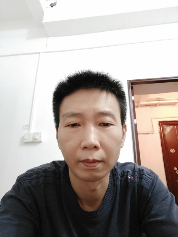 爱依然的第一张照片--平潭相亲服务中心