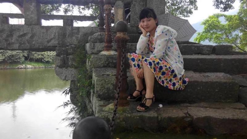女子悠然的第一张照片--平潭相亲服务中心