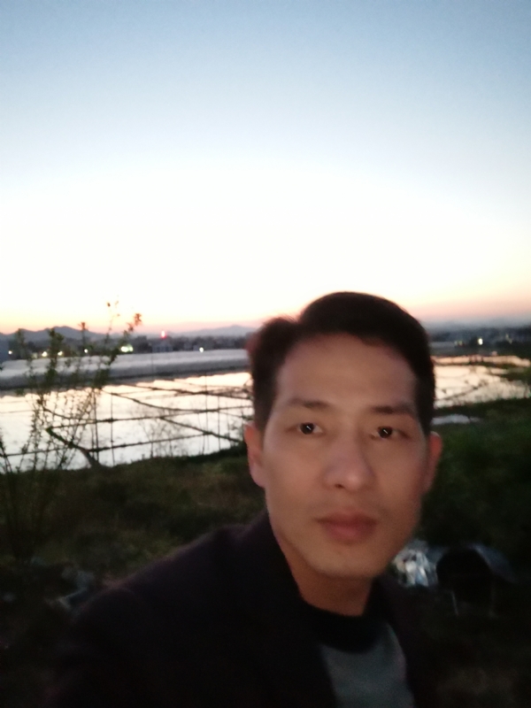不忘初心的第一张照片--平潭相亲服务中心