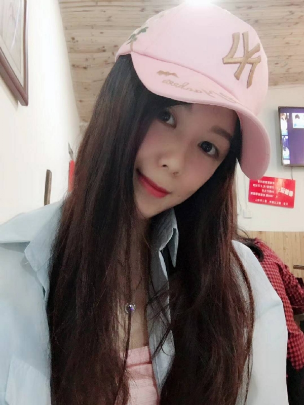 丹丹的第三张照片--平潭相亲服务中心