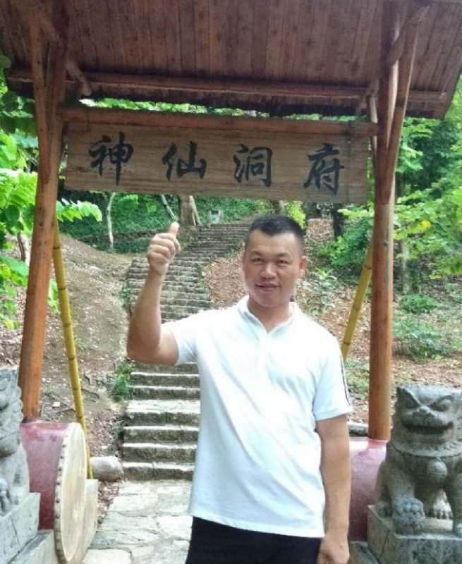 强仔的第一张照片--平潭相亲服务中心