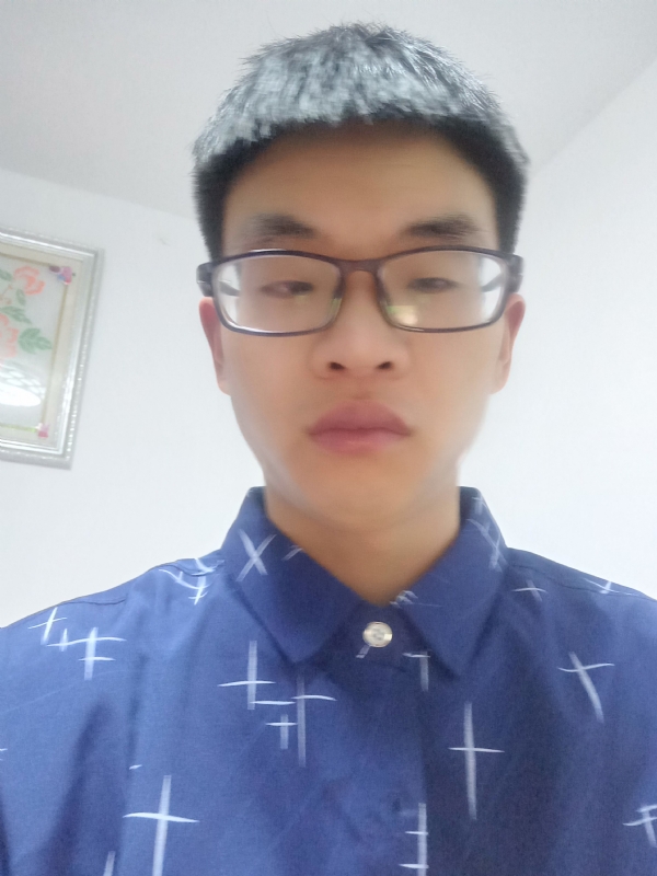 搬砖小伙的第一张照片--平潭相亲服务中心