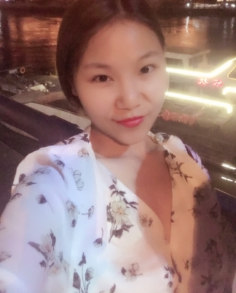 彩儿的第一张照片--平潭相亲服务中心