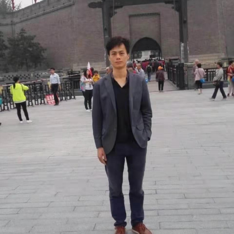 认真的第一张照片--平潭相亲服务中心