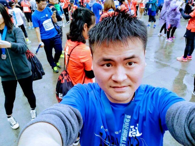 小五在跳舞的第一张照片--平潭相亲服务中心