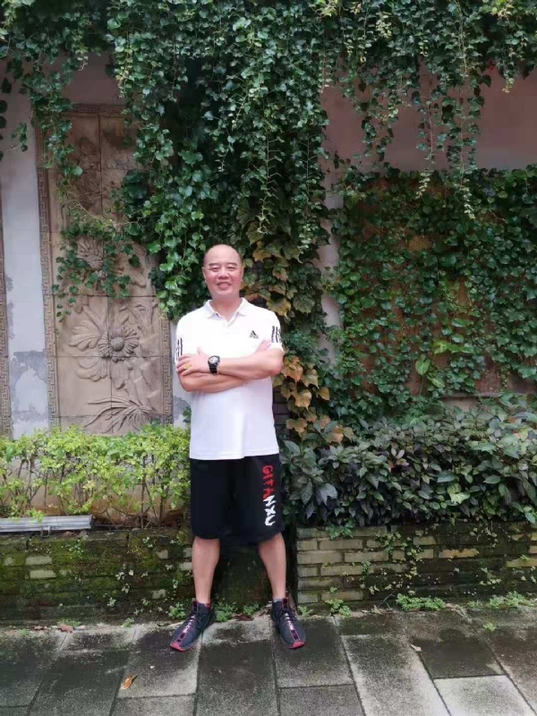 李国伟的第五张照片--平潭相亲服务中心