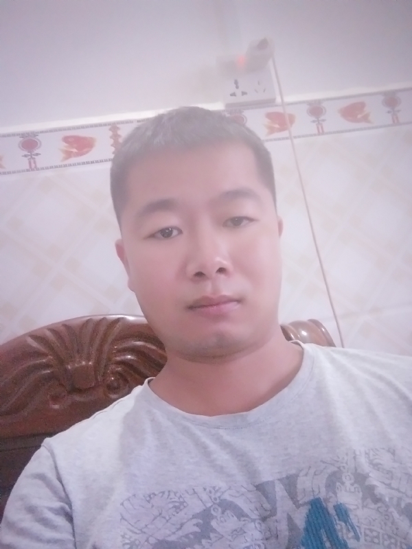 心雨的第一张照片--平潭相亲服务中心