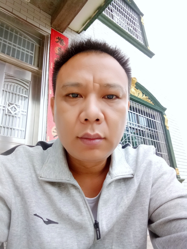 随缘的第一张照片--平潭相亲服务中心