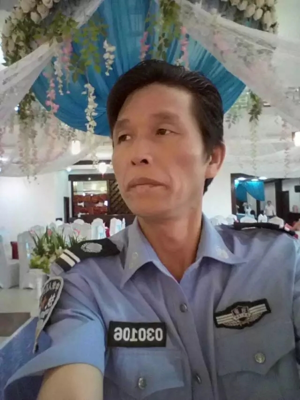 卧窗听雨的第二张照片--平潭相亲服务中心