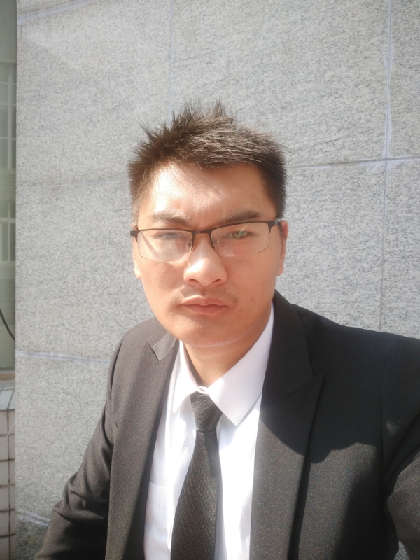 孤独的人的第一张照片--平潭相亲服务中心