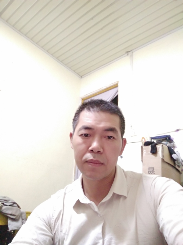 为伊消得人憔悴的第一张照片--平潭相亲服务中心