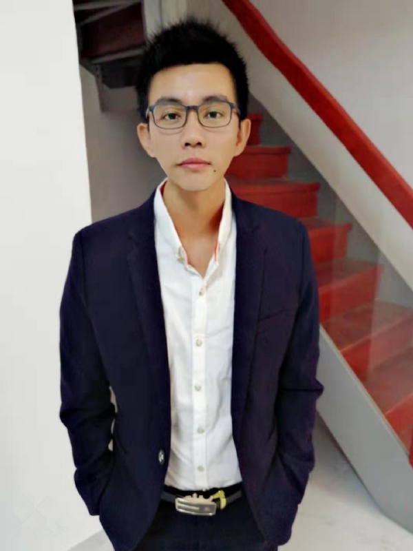林智明的第一张照片--平潭相亲服务中心