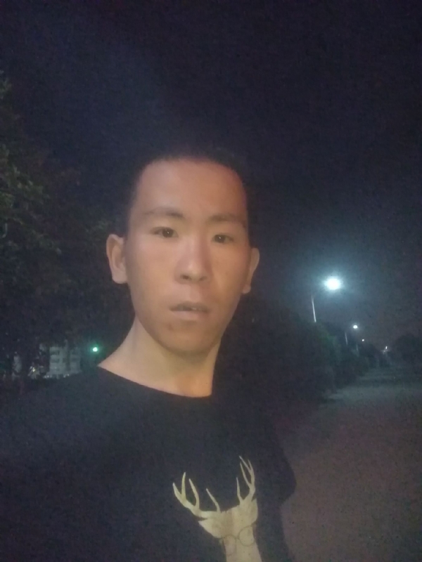 俞凯斌的第一张照片--平潭相亲服务中心