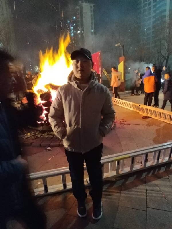 爱情里的俩个人的第二张照片--平潭相亲服务中心