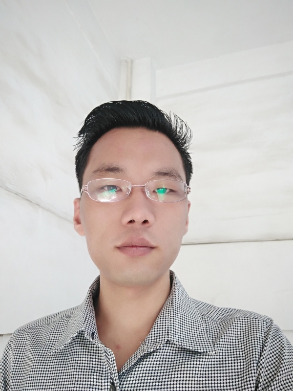 心随意动的第一张照片--平潭相亲服务中心