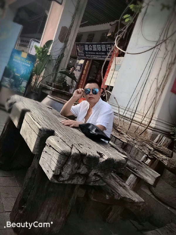 啊东的第一张照片--平潭相亲服务中心