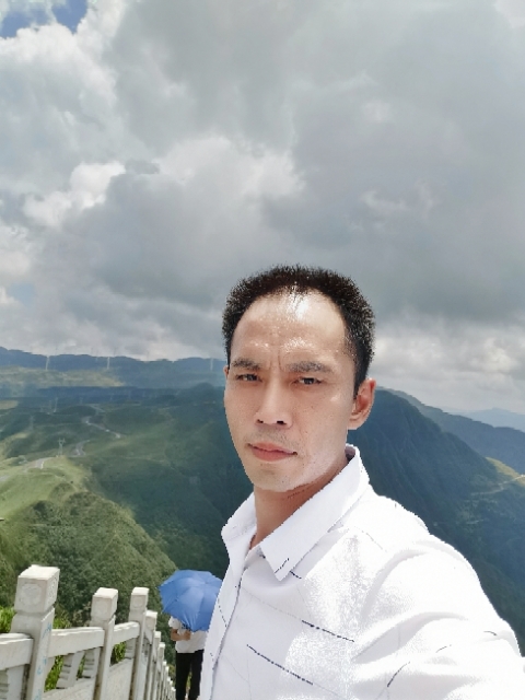 LXZ的第一张照片--平潭相亲服务中心