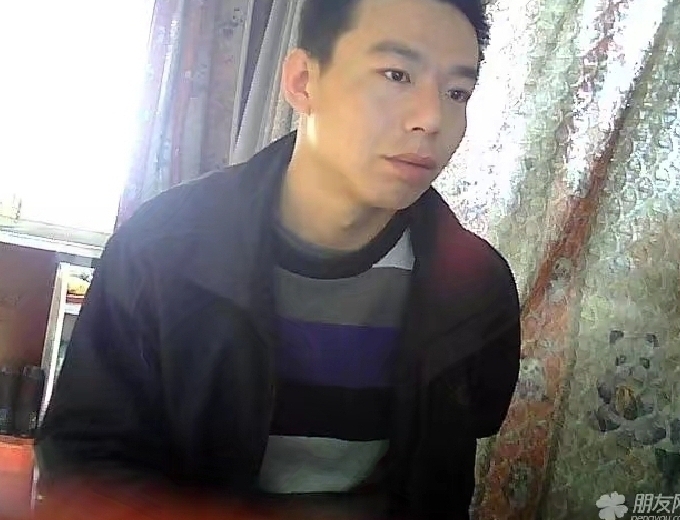 向钱奔跑的第一张照片--平潭相亲服务中心