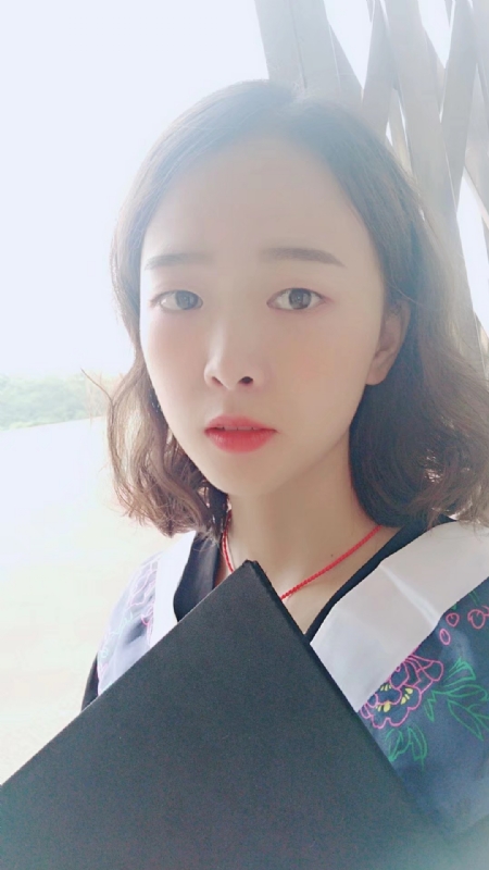 傲娇的喵小咪的第一张照片--平潭相亲服务中心