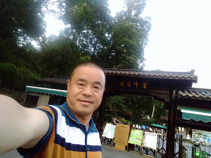 夏雨晨紫的第一张照片--平潭相亲服务中心