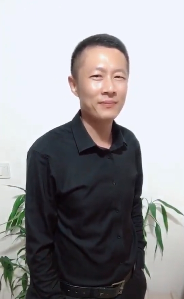 地huhi的第一张照片--平潭相亲服务中心