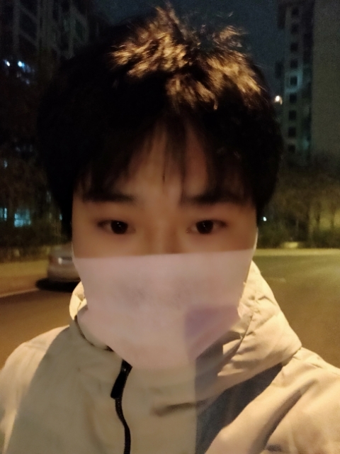偏丶执的第一张照片--平潭相亲服务中心