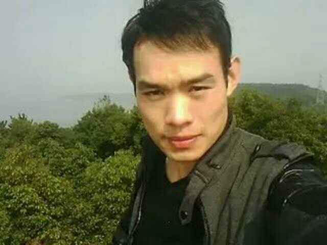 明镜的第一张照片--平潭相亲服务中心