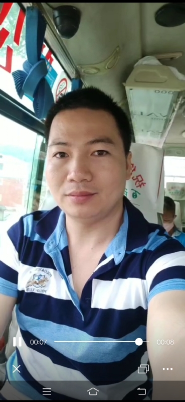 恋人未满的第一张照片--平潭相亲服务中心