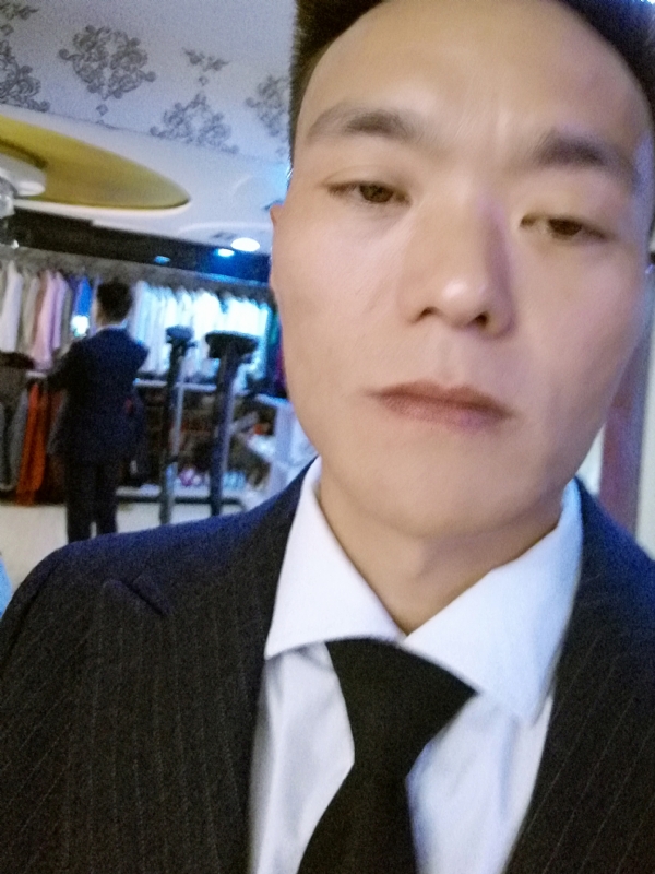 醉酒的蝴蝶的第二张照片--平潭相亲服务中心