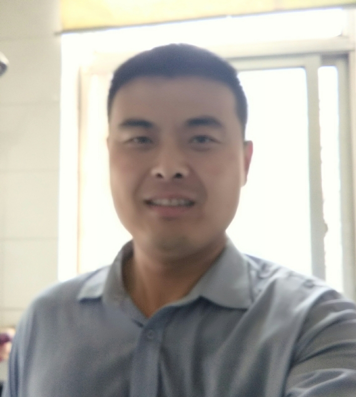 李伟的第一张照片--平潭相亲服务中心