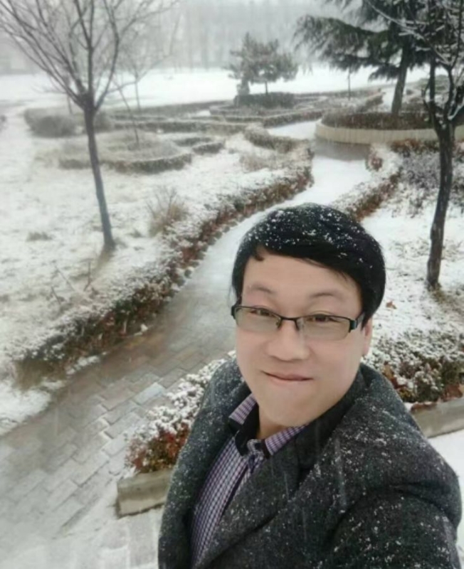 一吻天荒的第二张照片--平潭相亲服务中心