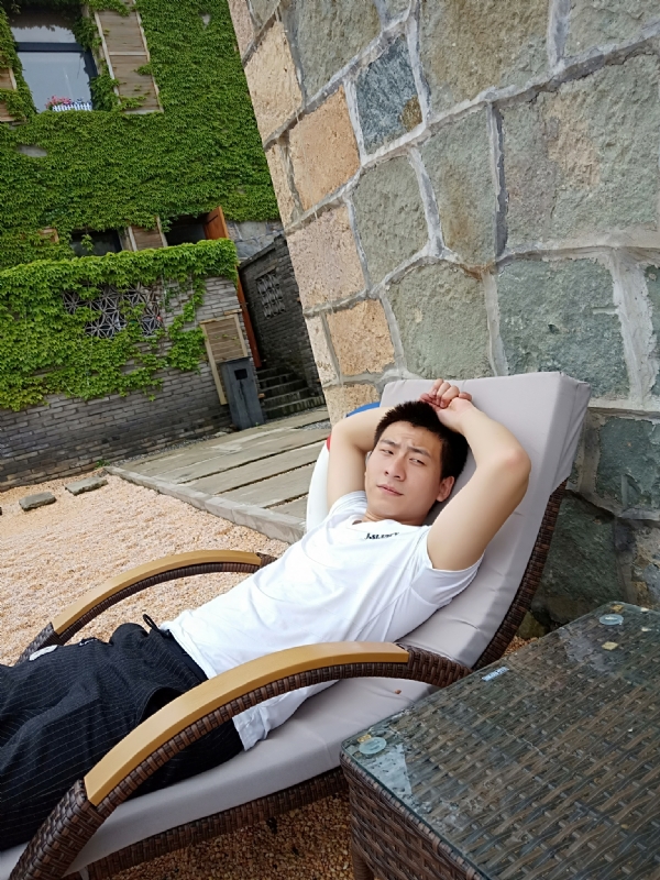 真心寻找另一半的第一张照片--平潭相亲服务中心