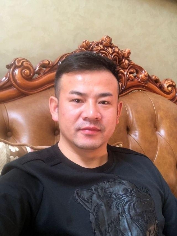 治国的第一张照片--平潭相亲服务中心