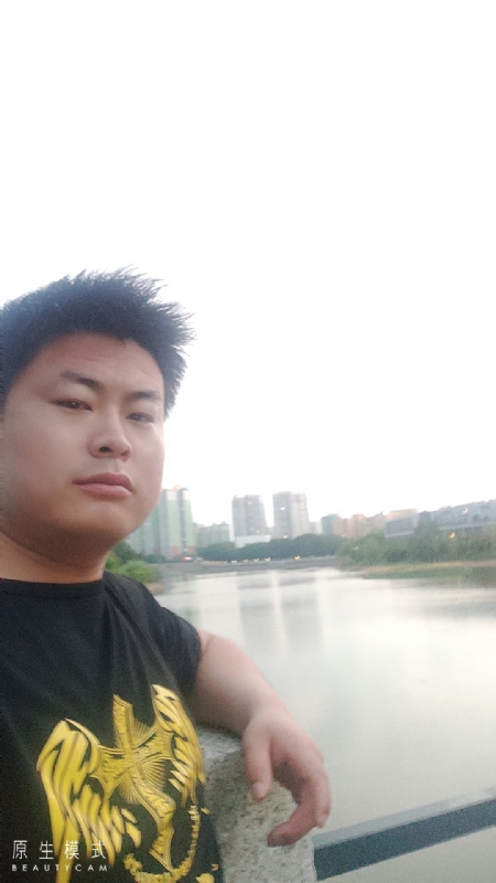 小海的第二张照片--平潭相亲服务中心