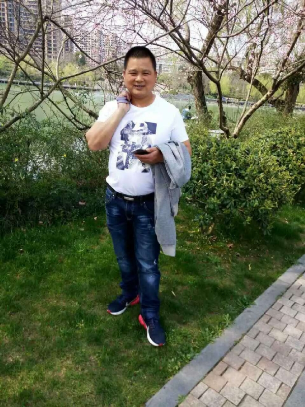 纯爷们的第一张照片--平潭相亲服务中心