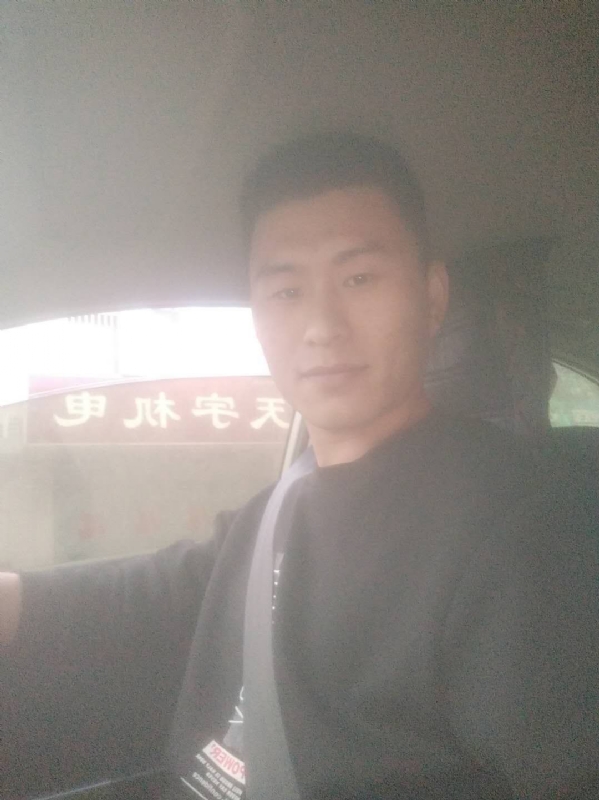 老鼠爱上猫的第一张照片--平潭相亲服务中心