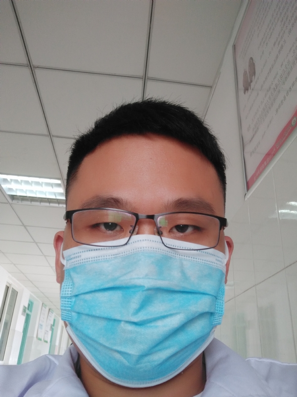 风轻云淡的第一张照片--平潭相亲服务中心