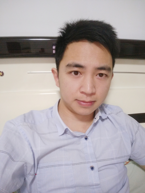彭亮的第二张照片--平潭相亲服务中心