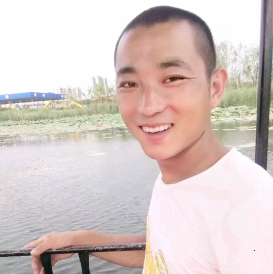 为你等候的第二张照片--平潭相亲服务中心