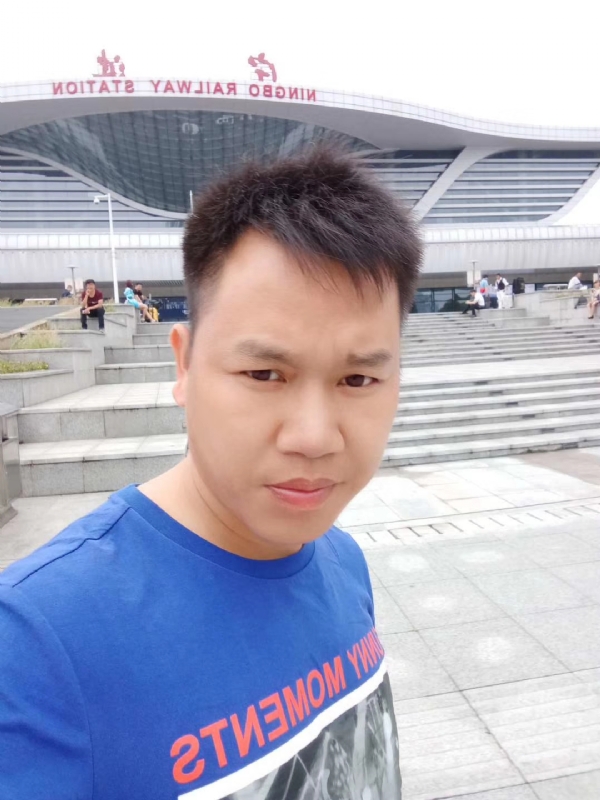 笑对人生的第一张照片--平潭相亲服务中心
