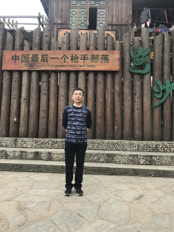 屯里的富豪的第一张照片--平潭相亲服务中心